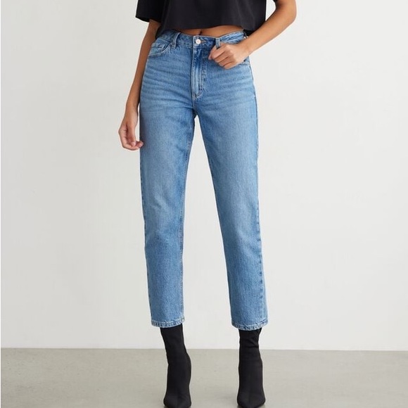 Dynamite “Claudia”, Mom jean, Slight crop, Dark-wash. Size 24! - Picture 2 of 6